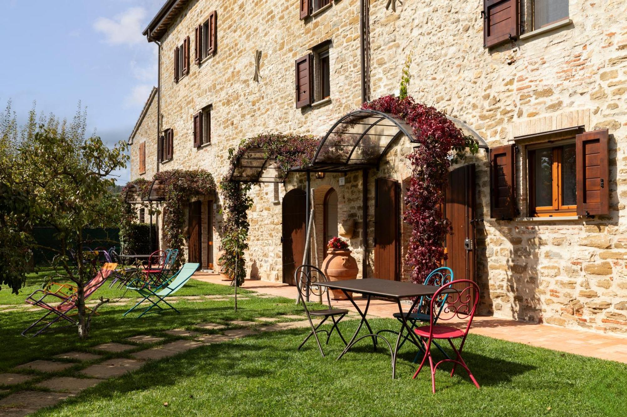 Agriturismo I Gelsi Di Santa Cristina Gubbio Kültér fotó
